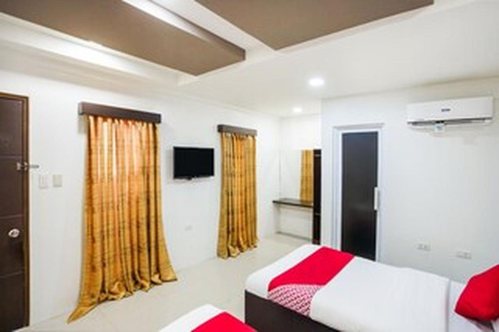 Oyo 489 Casa Mia Hotel Suites General Santos City Exterior photo